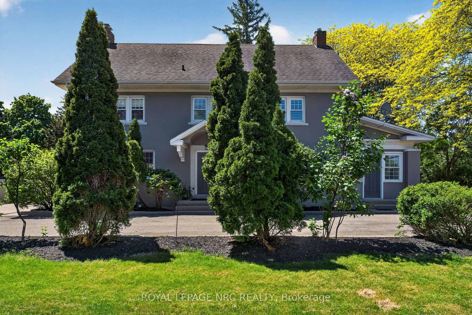 Property Photo: 260 Main Street E ON L3M 1P8