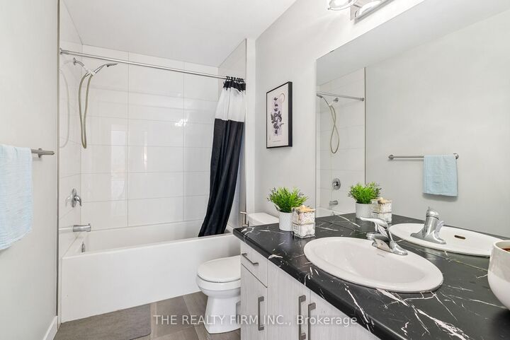 Property Photo: 1742 Applerock Avenue ON N6G 0X7