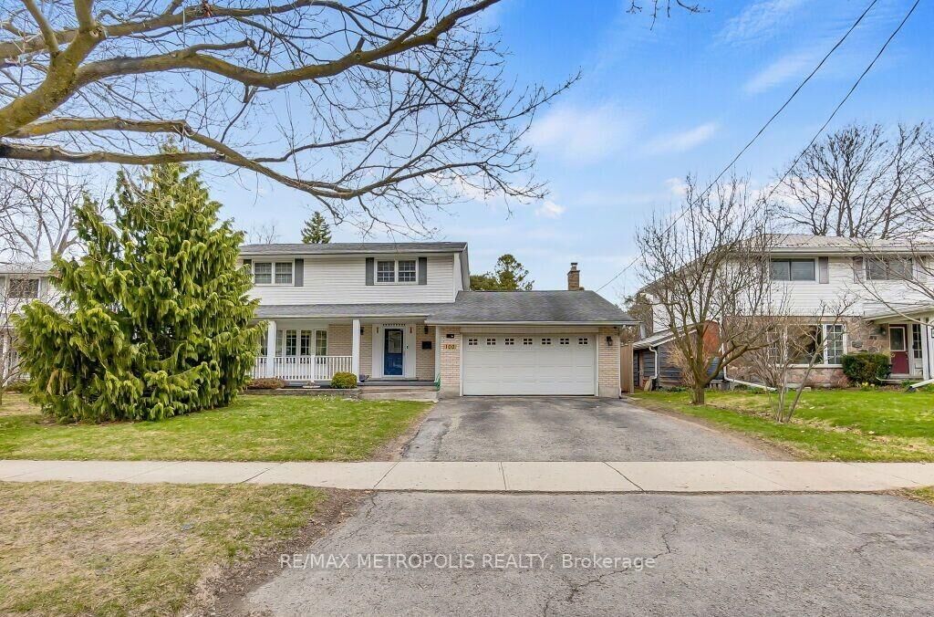 Property Photo:  100 Warren Road  ON N2M 4T4 