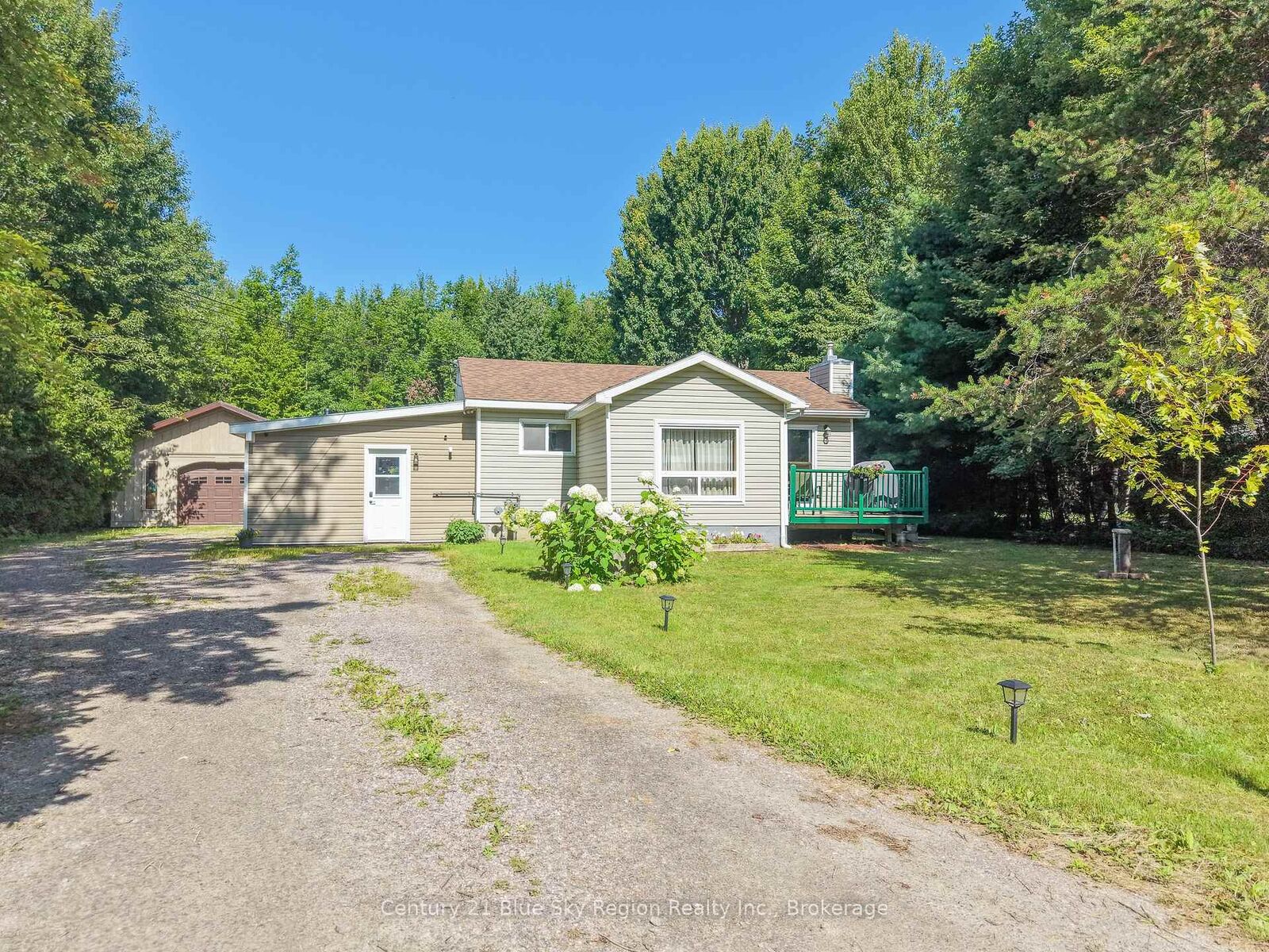 Property Photo:  1004 Jocko Point Road  ON P1B 8G5 