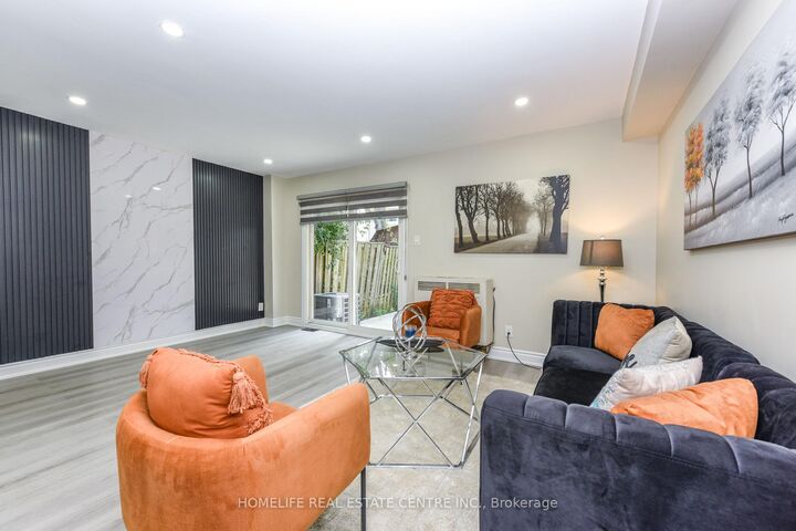 Photo de la propriété:  2 Hilda Court  ON L6S 2C1 