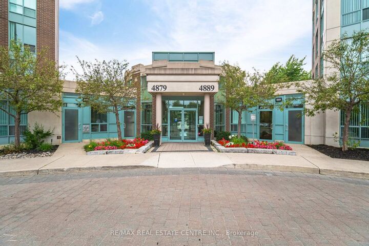 Property Photo: 4879 Kimbermount Avenue 1509 ON L5M 7R8