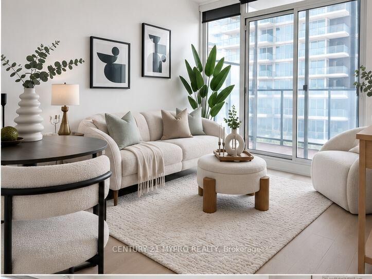 Property Photo: 95 McMahon Drive 506 ON M2K 0H2
