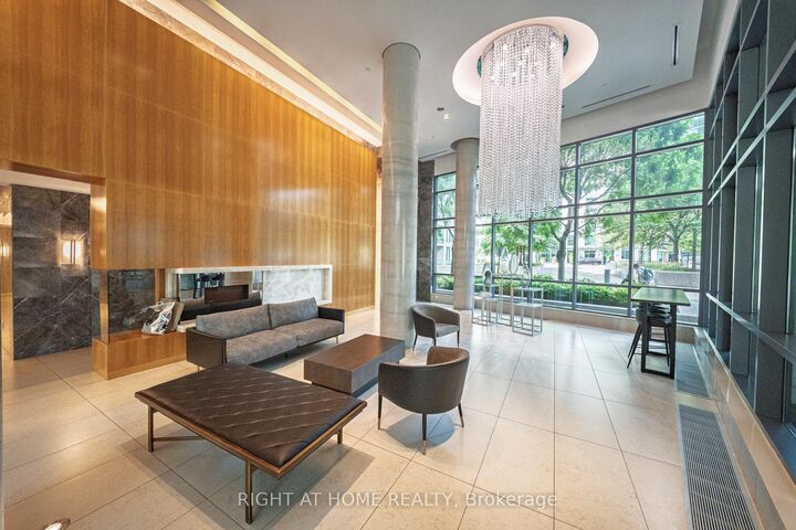 Property Photo:  215 Fort York Boulevard 1206  ON M5V 4A2 
