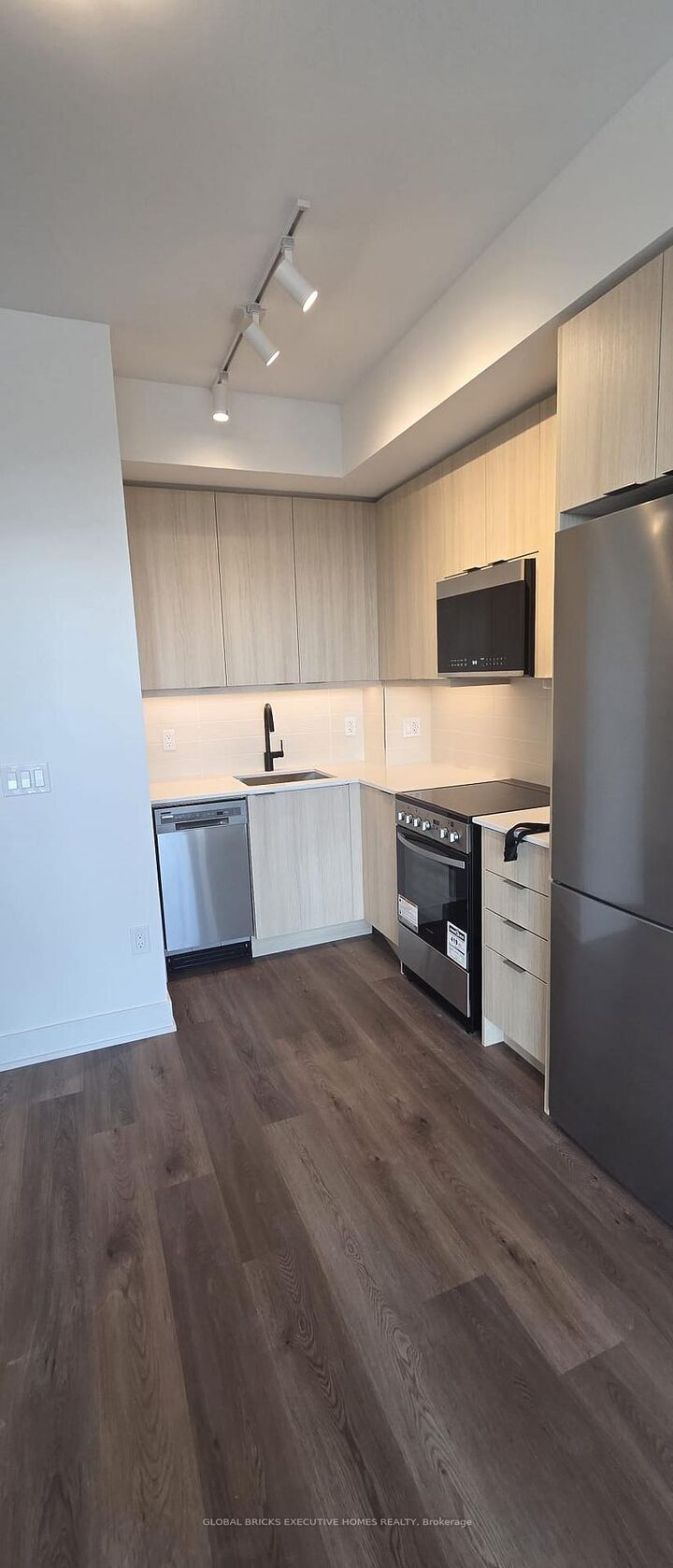 Photo de la propriété: 115 Nipissing Road 1012B ON L9T 1R3
