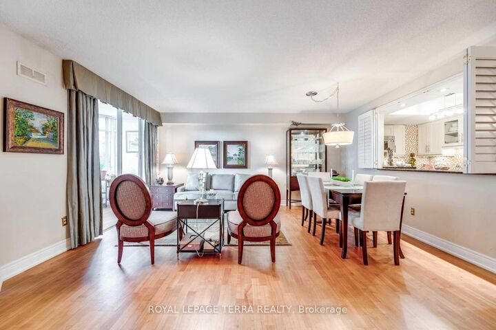 Property Photo: 300 Webb Drive 201 ON L5B 3W3