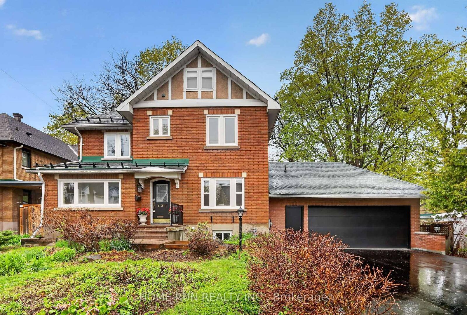 Property Photo:  131 Acacia Avenue  ON K1M 0R2 