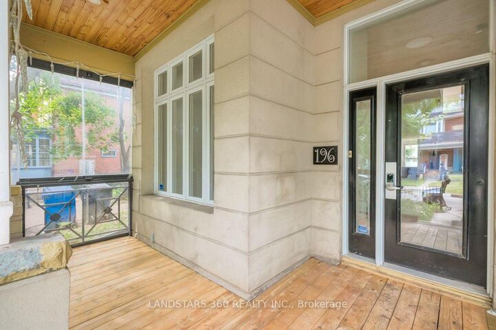Property Photo: 196 Brunswick Avenue ON M5S 2M5