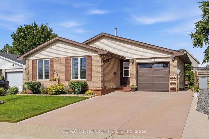 Property Photo: 10 Macatee Place ON N1R 6Z8