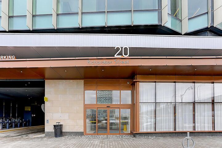 Property Photo: 20 Richardson Street 3102 ON M5A 0S6