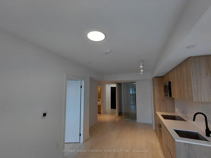 Photo de la propriété:  117 Broadway Avenue 418  ON M4P 1V3 