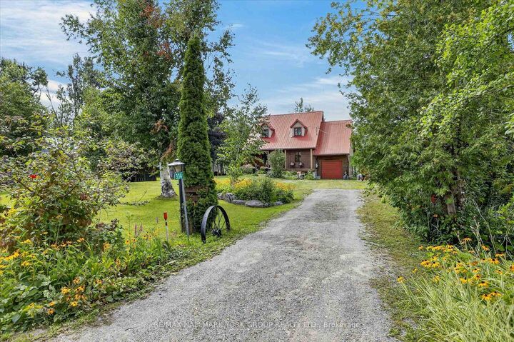 Property Photo: 334 Moorings Drive ON K0M 1N0