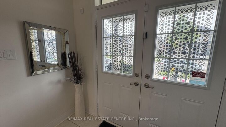 Property Photo: 106 Branigan Crescent ON L7G 0M8