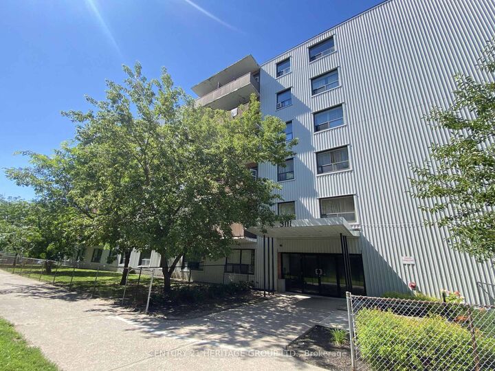 Property Photo:  3111 Eglinton Avenue E 102  ON M1J 2G4 