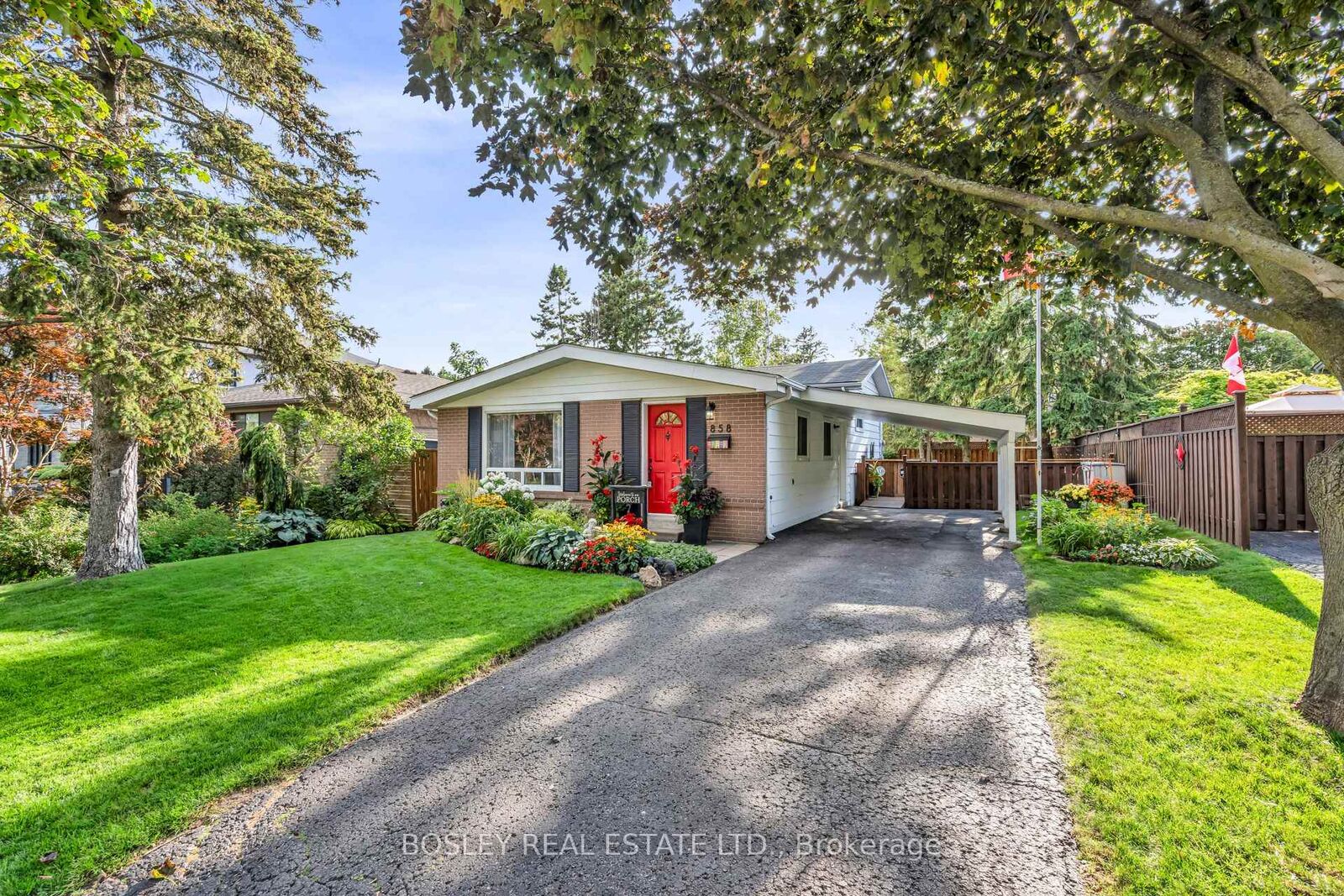 Property Photo:  858 Modlin Road  ON L1W 1V7 