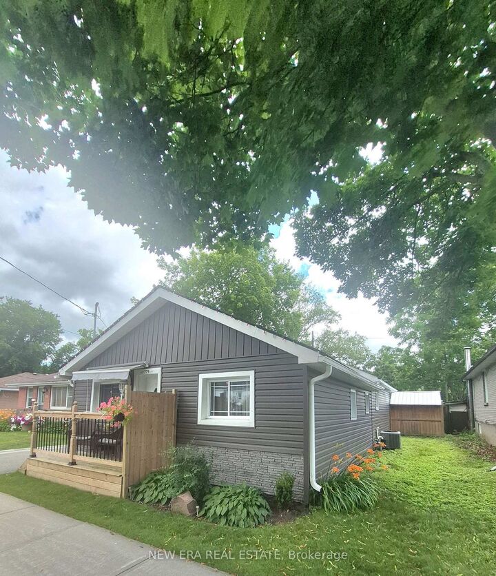 Property Photo: 779 Chamberlain Street ON K9J 4M2
