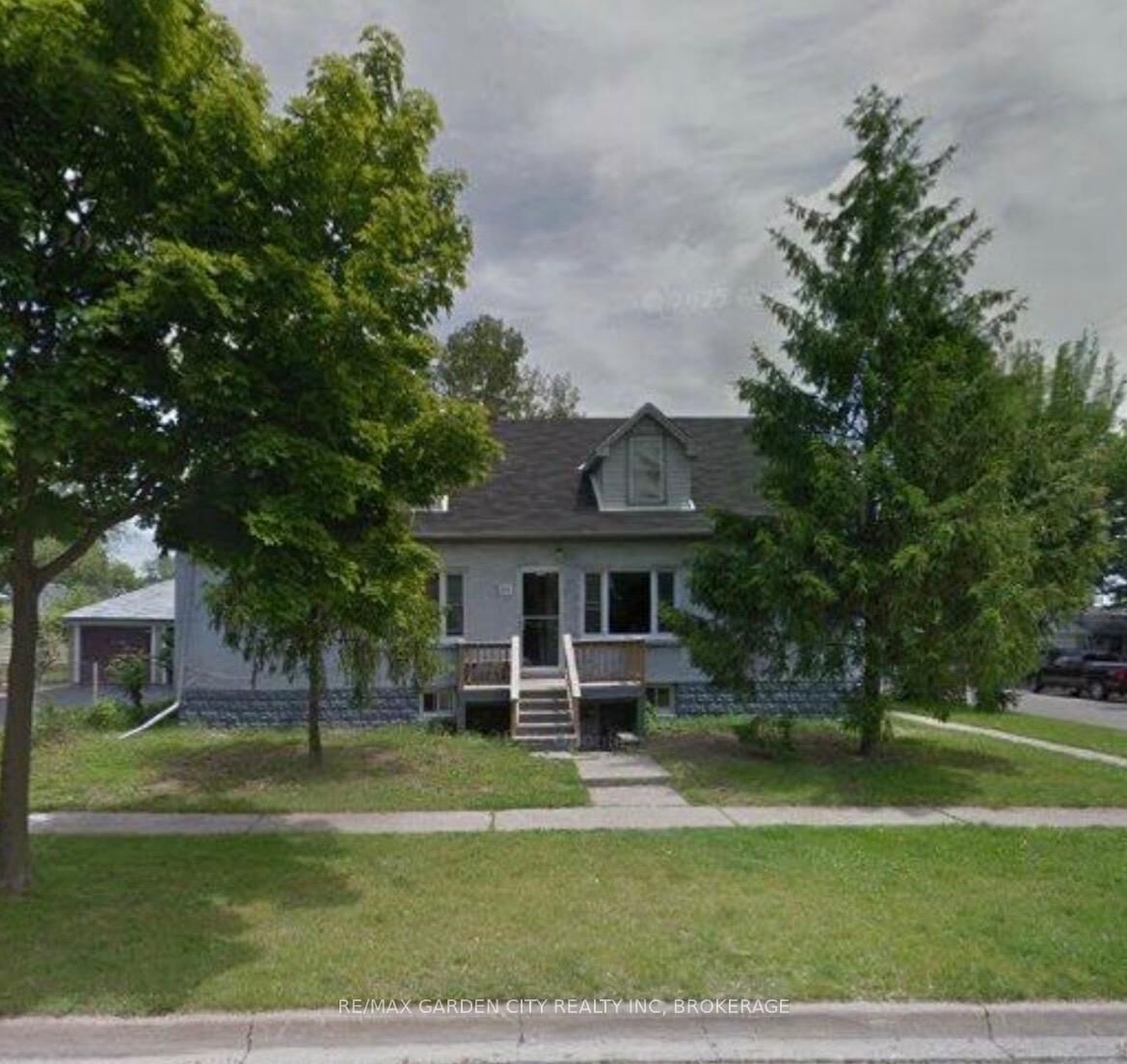 Photo de la propriété:  99 Beatrice Street A  ON L3B 2Z2 