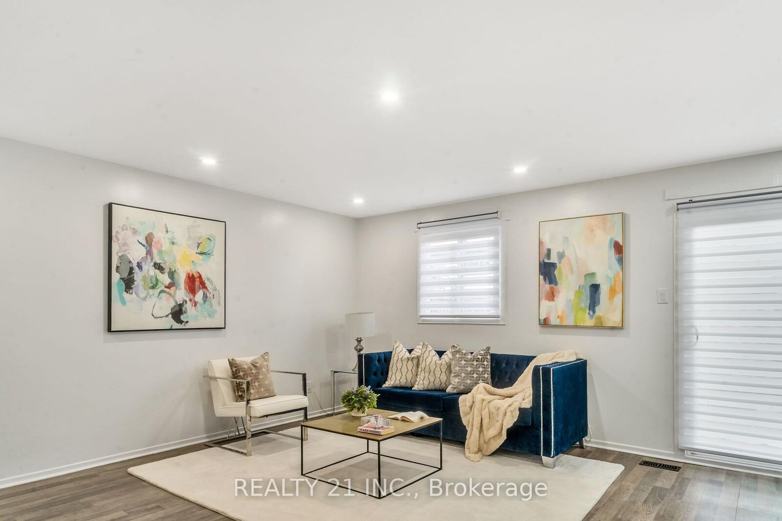 Property Photo:  45 Hansen Road N 101  ON L6V 3C5 