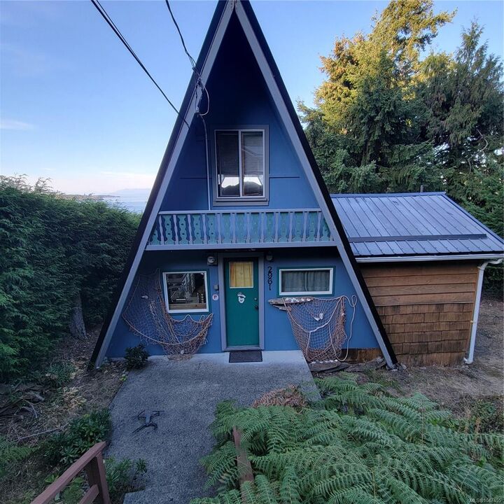 Property Photo: 2961 Dolphin Dr BC V9P 9J3