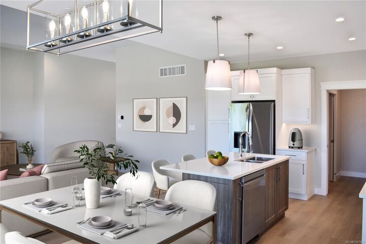 Property Photo: 229 Walworth Rd S BC V9W 0J3