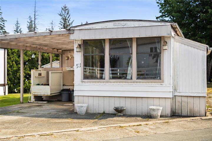 Property Photo:  951 Homewood Rd #51  BC V9W 3N7 