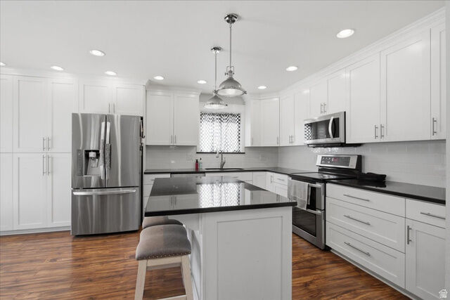 Property Photo:  6277 S Stonehollow Cir  UT 84129 