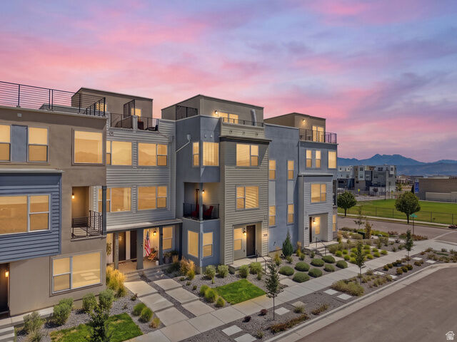 Property Photo: 10643 S Stavanger Dr UT 84009