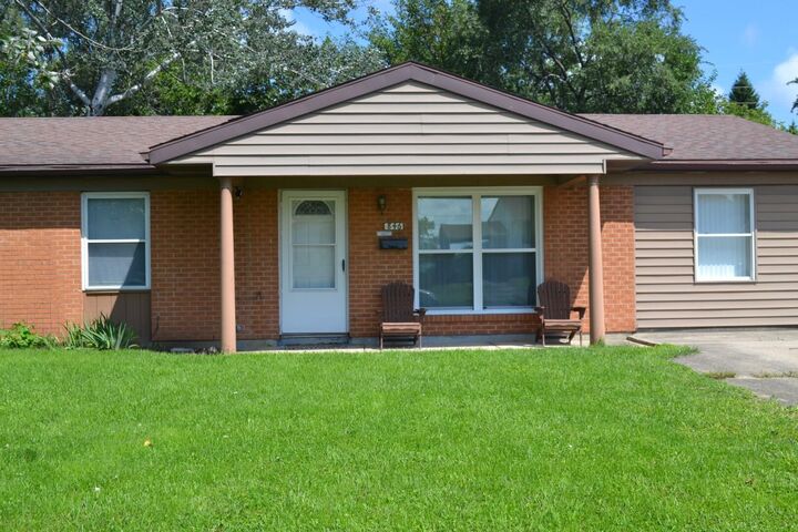 Property Photo:  846 Aspen Road  OH 45344 