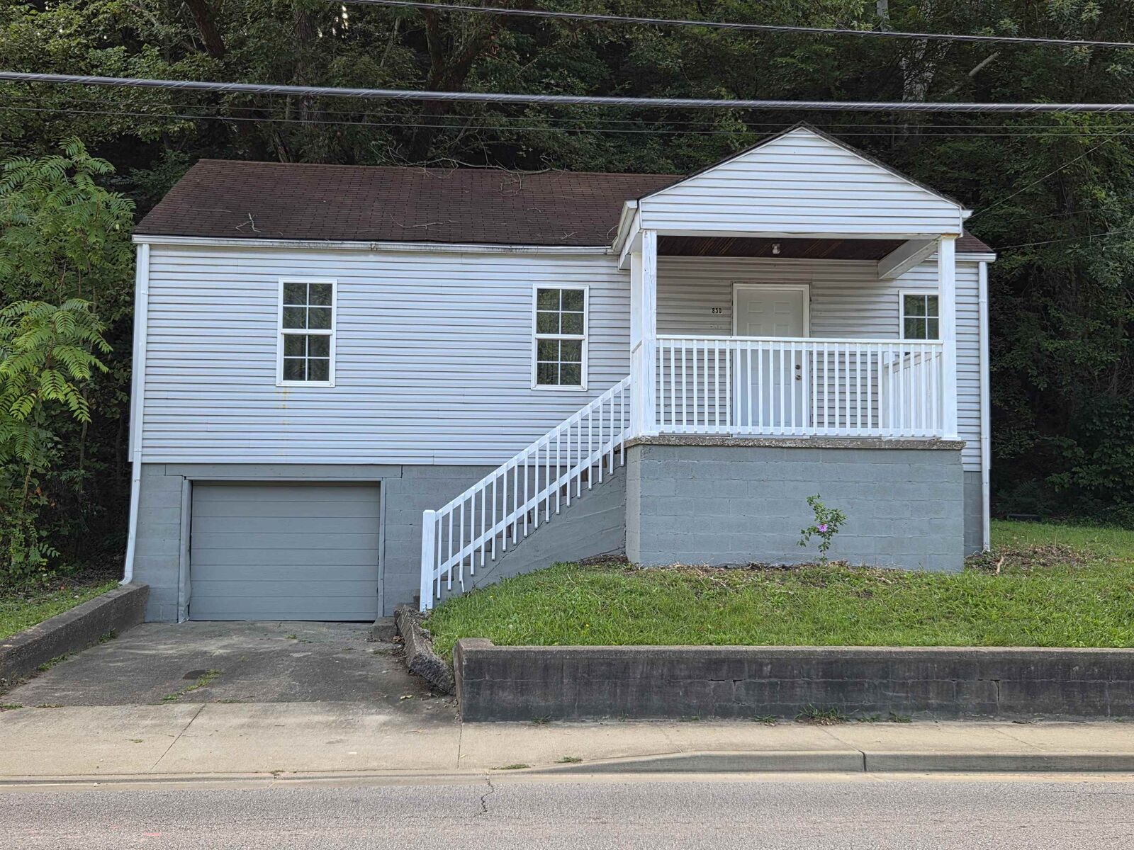 Property Photo:  850 29th Street  KY 41101 