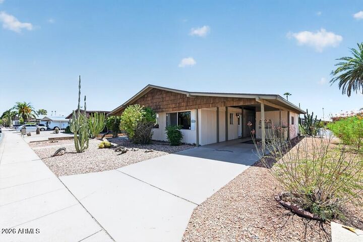 Property Photo: 5415 E Hermosa Vista Drive AZ 85215