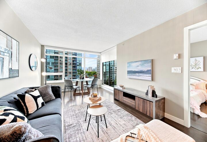 Property Photo: 6188 No. 3 Road 808 BC V6Y 0J3