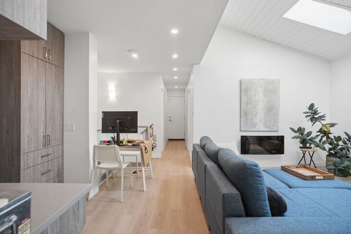 Property Photo: 2890 W 8th Avenue BC V6K 2B9