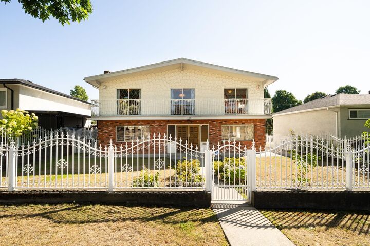 4264 Parker Street — photo 1