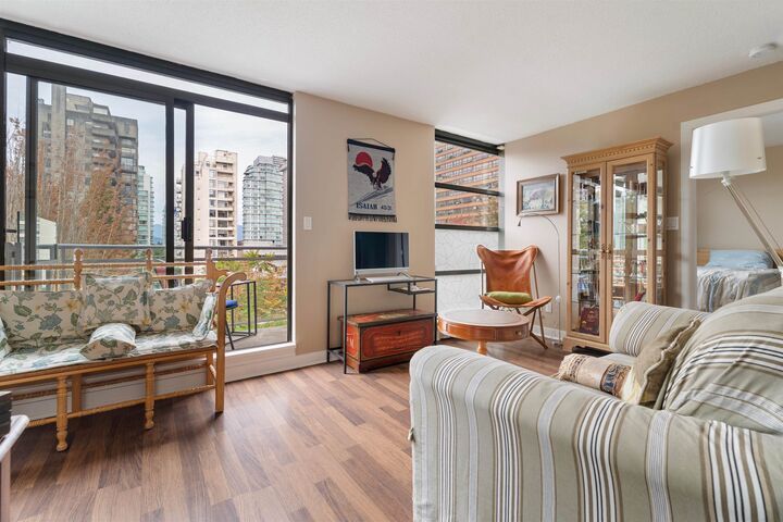1688 Robson Street 306 — photo 1