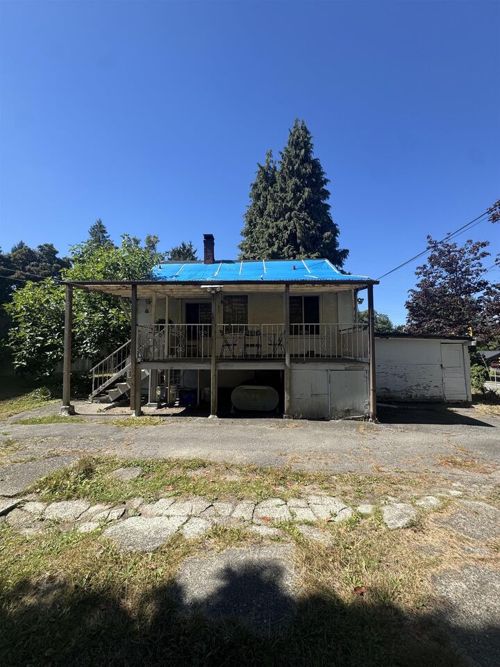 Property Photo: 4910 Willingdon Avenue BC V5G 3H8