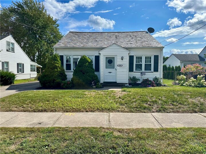Property Photo:  234 W Ivy Street  NY 14445 
