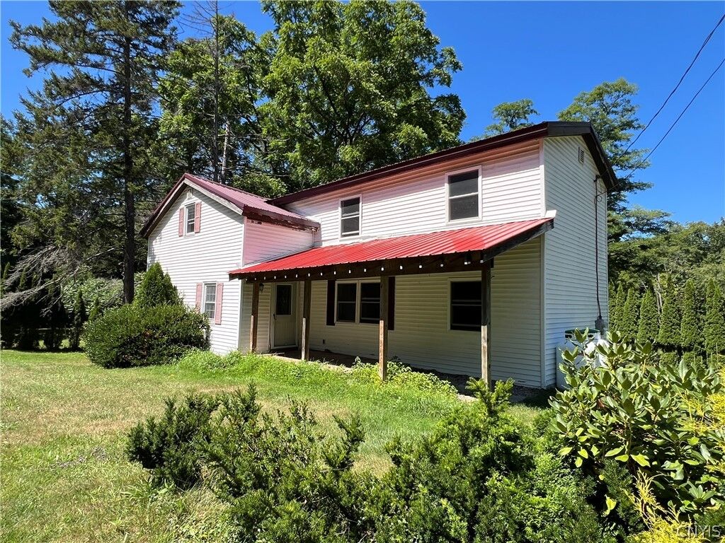 Property Photo: 1186 State Route 104B NY 13126