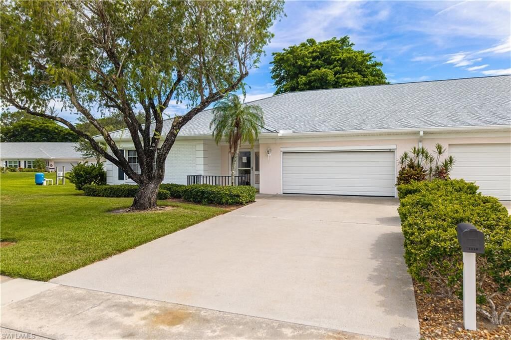 Property Photo:  1238 N Brandywine Cir  FL 33919 