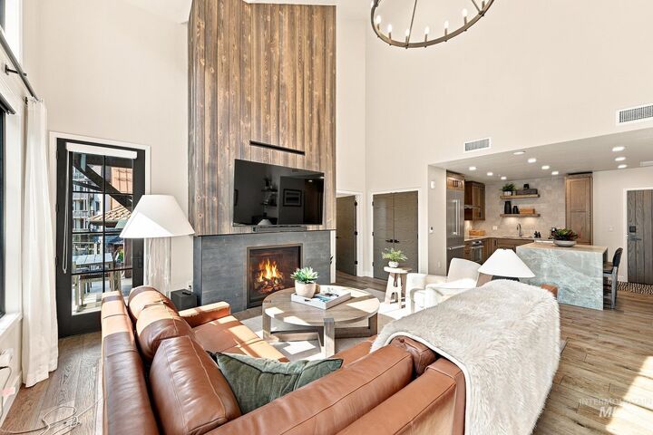 Property Photo:  740 Village Drive 402  ID 83615 