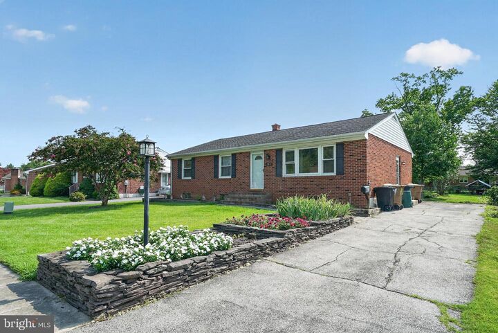 Property Photo:  134 Casimir Drive  DE 19720 