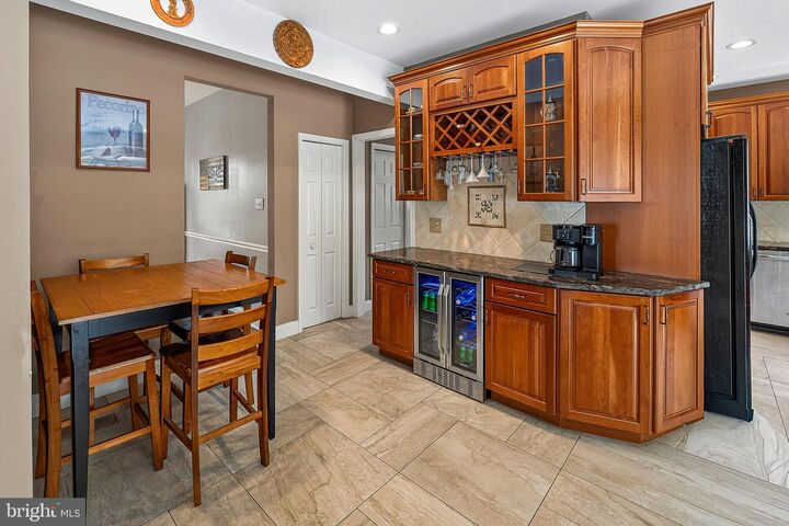 Property Photo: 894 Ashburn Way NJ 08085