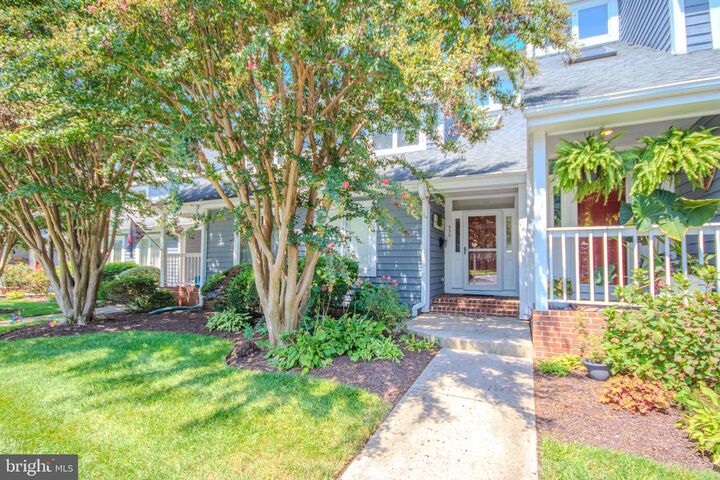 Property Photo:  650 River Oak Court B-10 B  MD 21801 