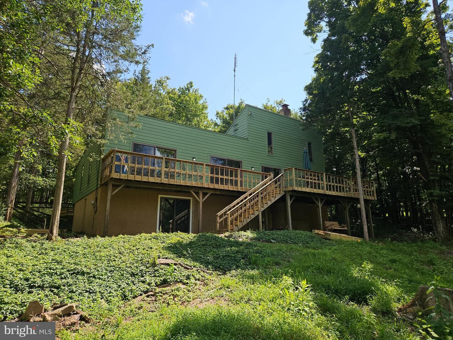 Property Photo: 6074 Covered Bridge Road PA 18947