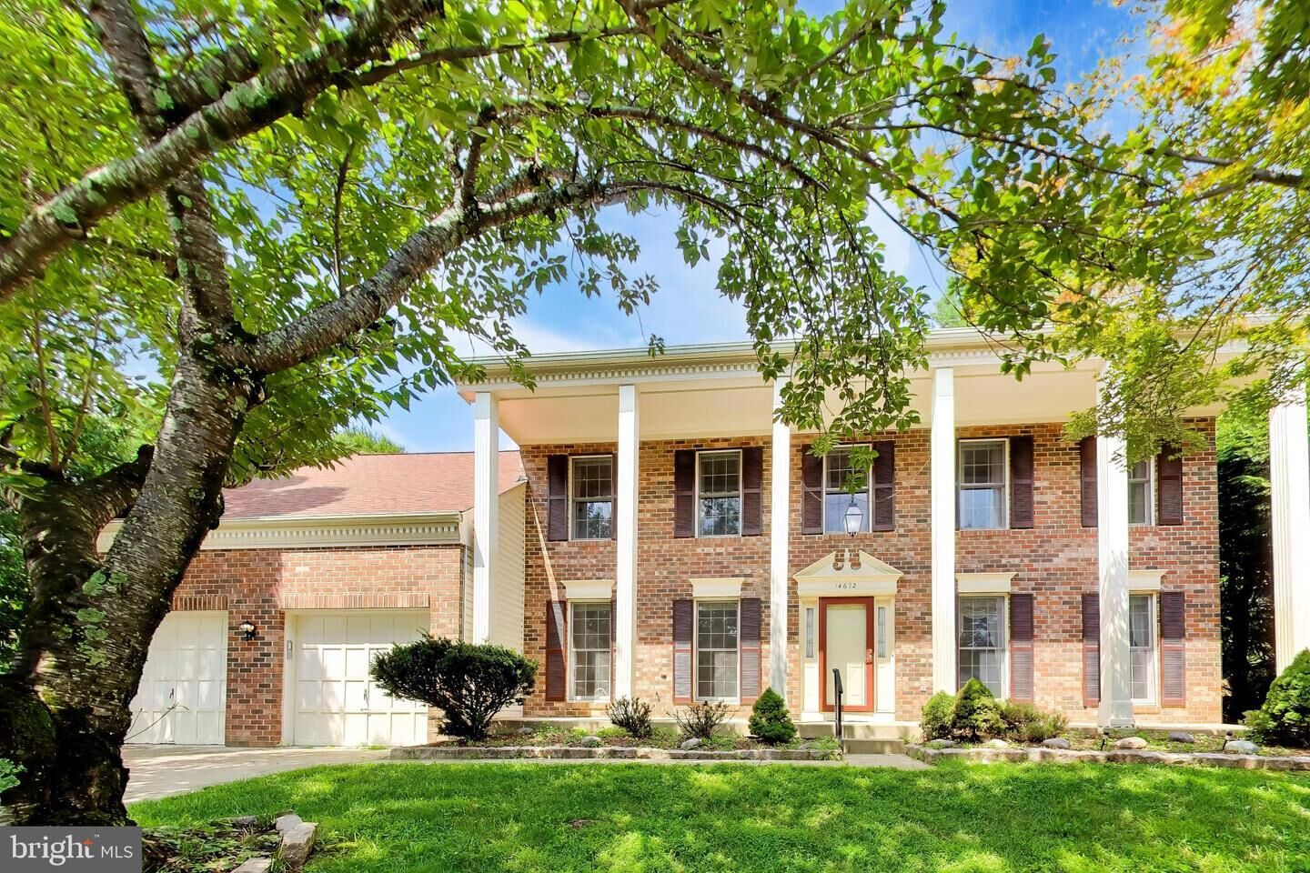 Property Photo: 14672 Brougham Way MD 20878