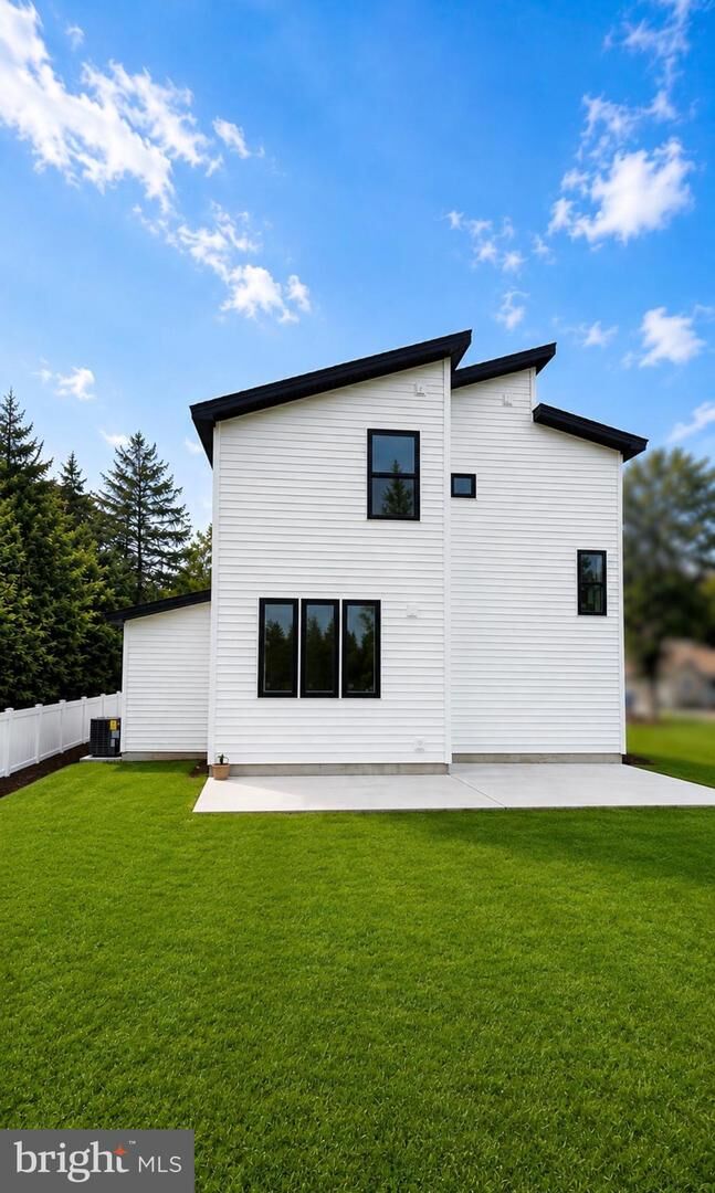 Property Photo:  216 S Jefferson Avenue  NJ 08063 