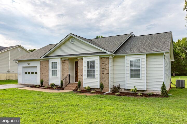 Property Photo:  205 Old Landing Court  VA 22405 