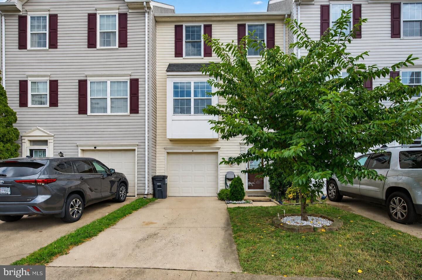 Property Photo: 11082 Clovertree Court VA 20109