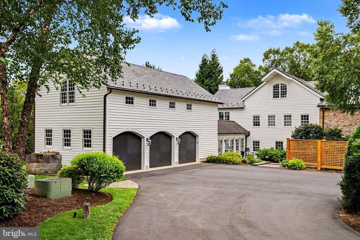 Property Photo:  152 Harbourton Woodsville Road  NJ 08530 