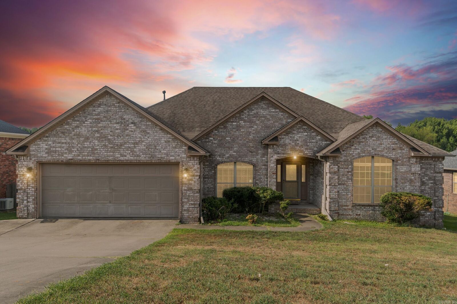 Property Photo: 3401 N Ridge Drive AR 72076