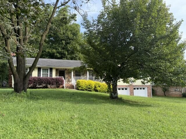 Property Photo:  1902 Mountain Brook Drive  GA 30720 